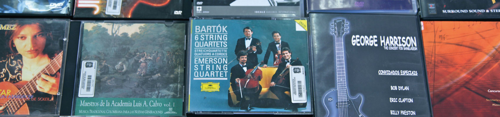 Imagen exposición Colección de revistas, textos y multimedias especializados en Arte